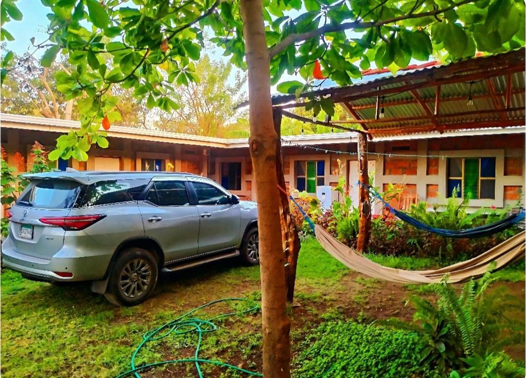 Rustic House Hostel Moyogalpa Exterior photo