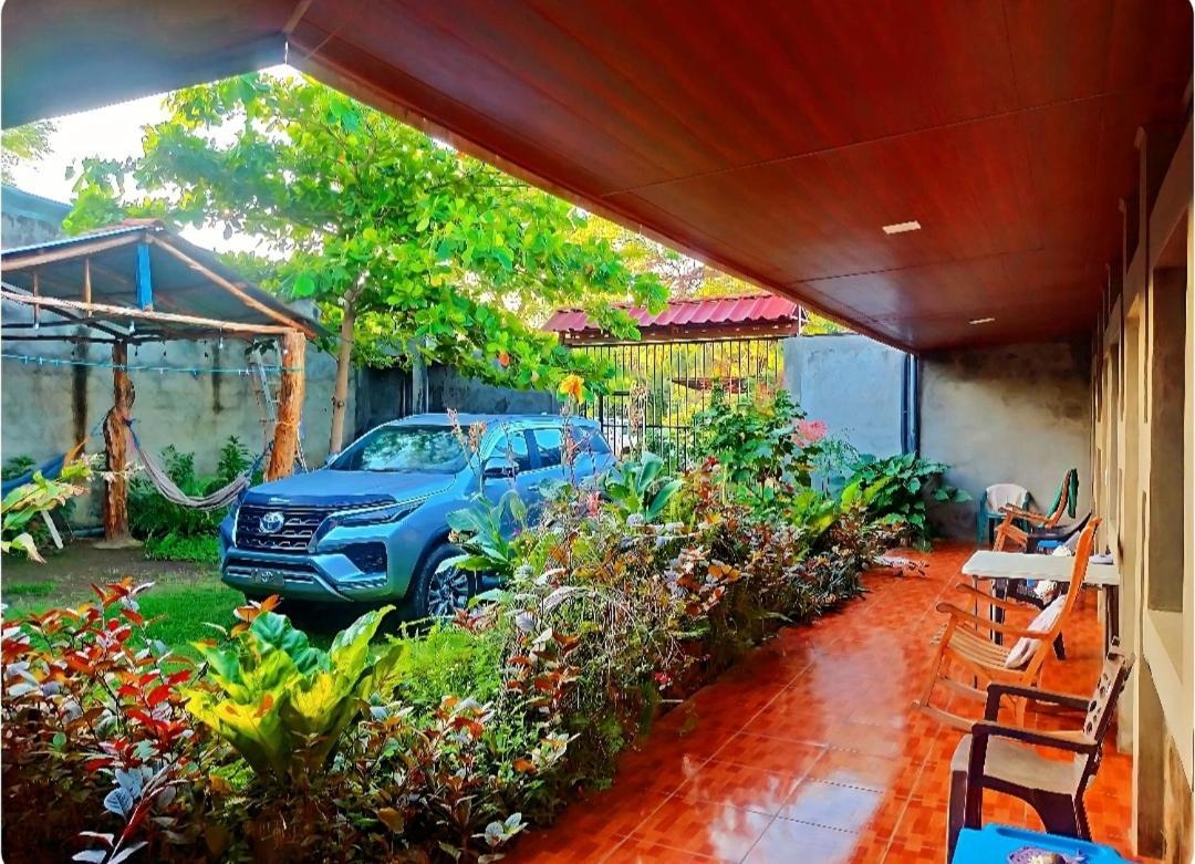Rustic House Hostel Moyogalpa Exterior photo