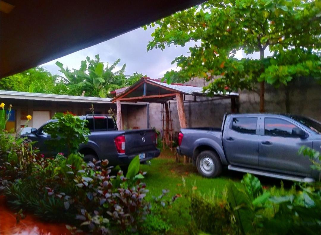 Rustic House Hostel Moyogalpa Exterior photo
