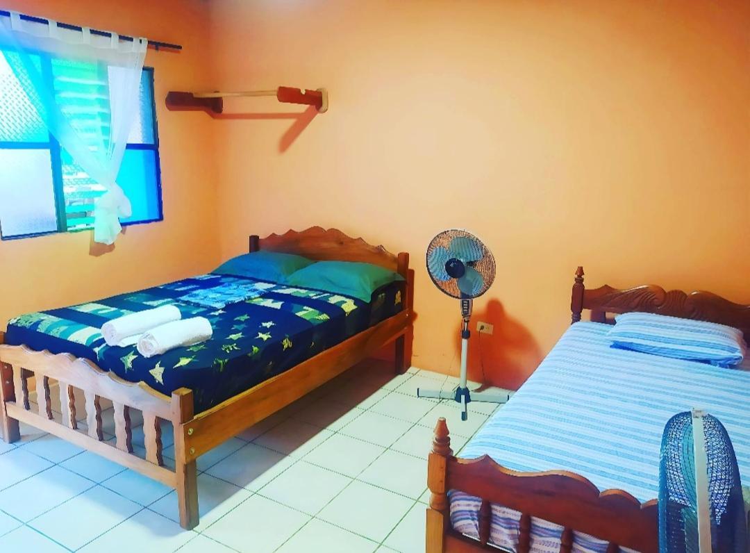 Rustic House Hostel Moyogalpa Exterior photo